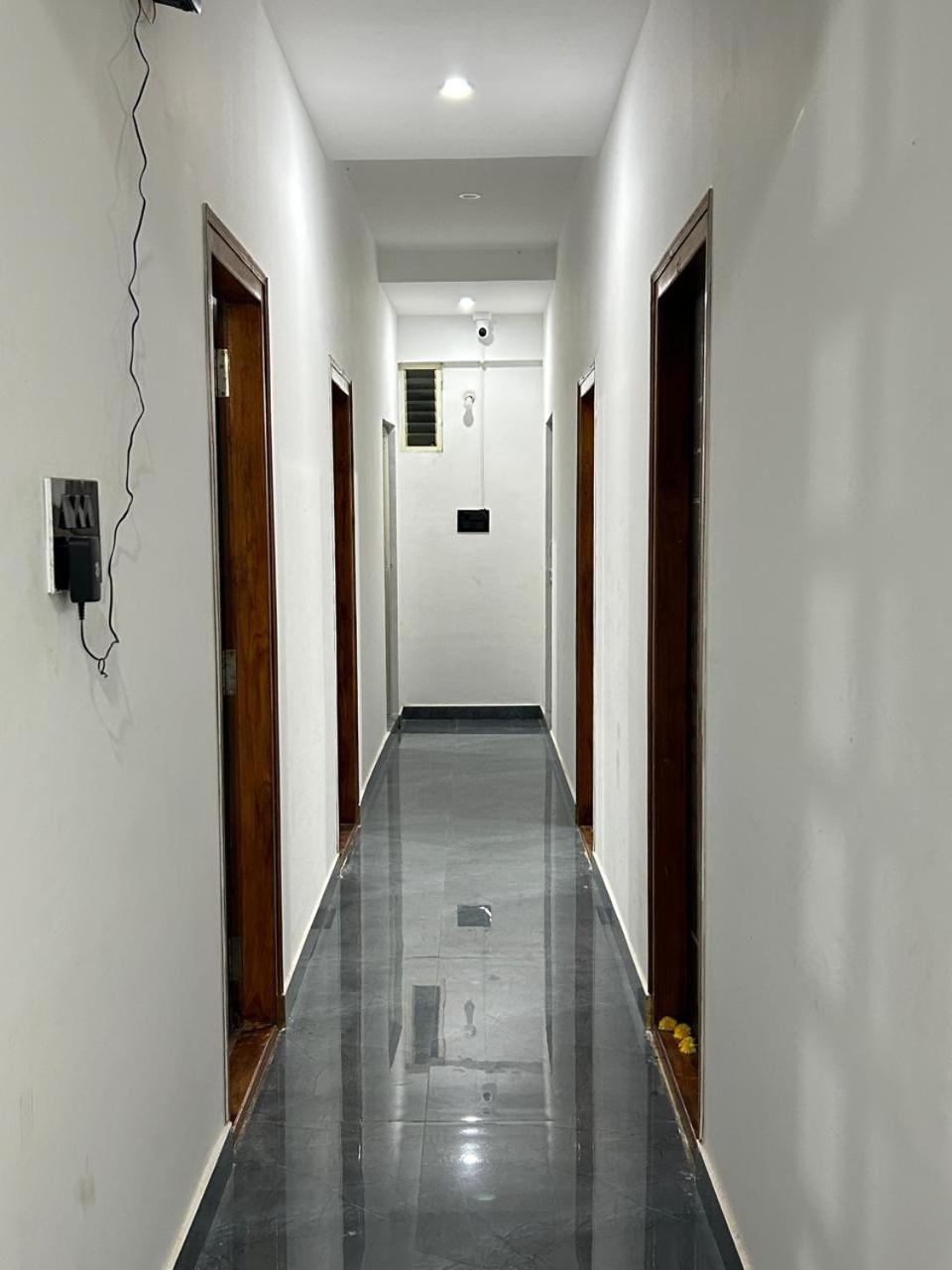 Travel Inn Mysore Vanivilasa Puram Exterior foto